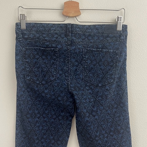 GUESS BRITTNEY LEGGINGS PATTERNED STRAIGHT LEG STRECH PATTERNED JEANS SZ 28 - Picture 4 of 9